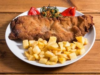 Veinte restaurantes de Madrid buscan conquistar el Mejor Cachopo del Mundo
