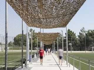 Nueve campos de Sabadell estrenan toldos para combatir el calor