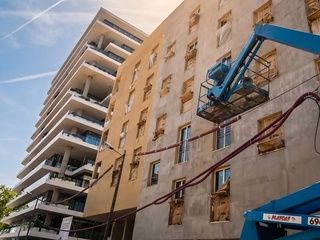 Barcelona entrega 42 viviendas sociales en Poblenou tras 7 años: alquiler desde 428 €