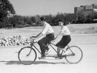 Madrid abre su mayor archivo fotográfico: 200.000 imágenes para explorar la ciudad que fuimos
