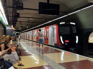 La L10 mejora su seguridad y corta el servicio en Zona Franca estos días