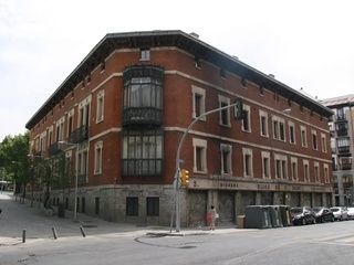 El Palacio de Santa Bárbara se transforma en mercadillo creativo para dar la bienvenida a la primavera