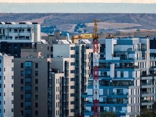 Madrid abre la vivienda pública a rentas medias de hasta 90.000 euros