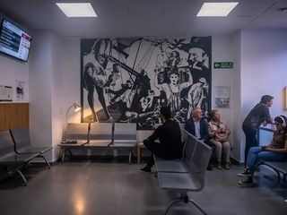 El centro de salud Las Cortes guarda el lugar donde nació el cine en España