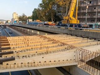 La nueva cubierta de la Ronda de Dalt empieza a tomar forma