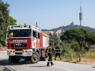 Bomberos intensifican la campaña en los grandes pulmones verdes de Barcelona