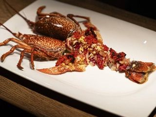 La Vila Olímpica se reinventa con nuevos restaurantes y se consolida como zona clave para comer en Barcelona