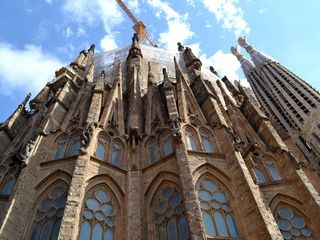 Aparece un vídeo inédito que podría mostrar a Gaudí en una boda en Barcelona