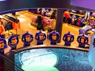 Flick pide un nuevo ‘9’ mientras Ferran Torres decide su futuro