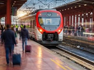 Amenaza de bomba en Cercanías Madrid obliga a desalojar un tren en Pozuelo y altera la hora punta