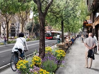 Cinco líneas de autobús cambian su ruta por las obras de Alfons XIII en Badalona