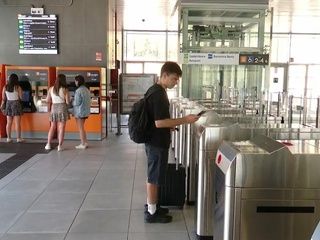 Rodalies reabre el tramo de Vallbona, pero los problemas continúan
