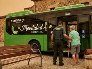 Los incendios obligan a evacuar o confinar a casi 90.000 vecinos