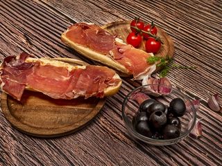 El mejor sándwich del mundo habla español: el bocadillo de jamón ibérico, en la cima según CNN