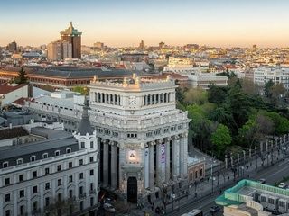 Manuscritos de canciones icónicas llegan al Instituto Cervantes