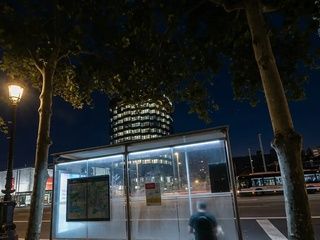 Las paradas de bus de la Diagonal cambian para reducir el caos diario