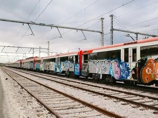 Cataluña eleva hasta 900.000 euros las multas por grafitear trenes