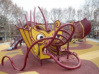 Usera transforma su Chinatown con dragones, arcos y guiños culturales únicos