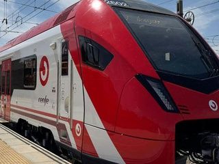 Retrasos en las líneas C2, C7 y C8 de Cercanías por un robo de cable