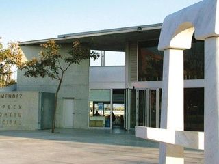 El Prat inicia la esperada renovación total de las pistas del CEM Julio Méndez