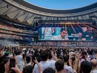 Bad Bunny agita Madrid al abrir la puerta a más conciertos y deja a miles en vilo