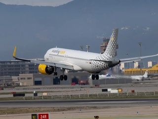 La ampliación de El Prat reactiva la protesta vecinal y ambiental en Barcelona