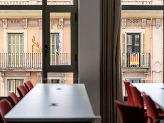 Ayuntamiento y Generalitat duplican la inversión para enseñar catalán en Barcelona
