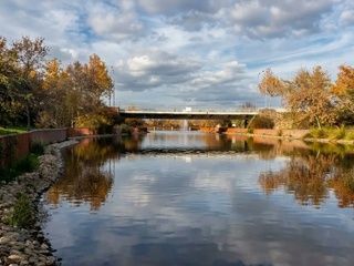 El parque Lago de Loranca reabre con mejoras que transforman el barrio