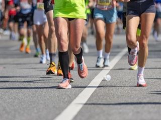 Barcelona se prepara para cortes y desvíos por la Mitja Marató 2026