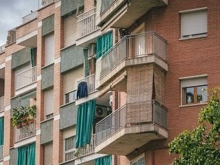Catalunya usará IA para detectar pisos vacíos y tratar de devolverlos al mercado
