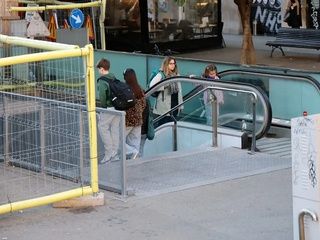 FGC renovará ascensores y escaleras mecánicas en estaciones clave de Barcelona
