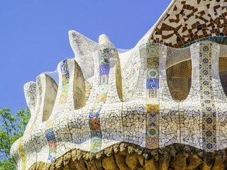 El Coll gana espacio peatonal y mejora accesos junto al Park Güell
