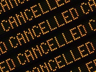 Oleada de cancelaciones en vuelos de Barcelona a Oriente Medio por la crisis bélica