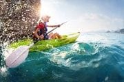 Excursión de kayak y esnórquel en La Costa Brava desde Barcelona