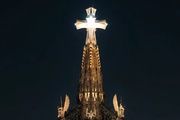 La Torre de Jesucristo iluminada