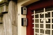  Barcelona ofrece hasta 2.500 € a vecinos que bloqueen nuevos pisos turísticos