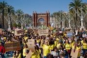  Manifestación masiva de docentes en Barcelona