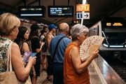 Los pasajeros del metro de Barcelona sufren la cuarta ola de calor del verano