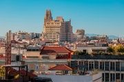 Vista panorámica del Edificio Telefónica y los tejados del Distrito Centro de Madrid