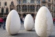 Los huevos en el Passeig de Gràcia