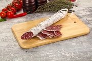  Alerta por salmonella en dos lotes de fuet vendidos en España