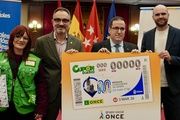 Presentación del cupón de la ONCE dedicado a Móstoles Ciudad Europea del Deporte