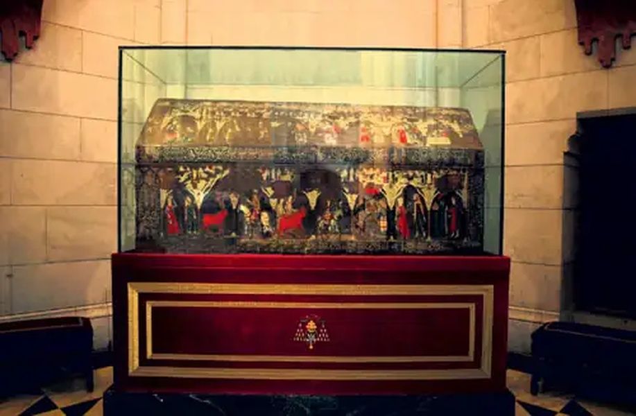 Primera arca mosaica del siglo XIII con los restos de San Isidro
